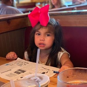 Meet your Posher, Marisa